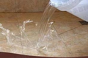 卢龙漏水维修 免砸砖防水材料该如何施工
